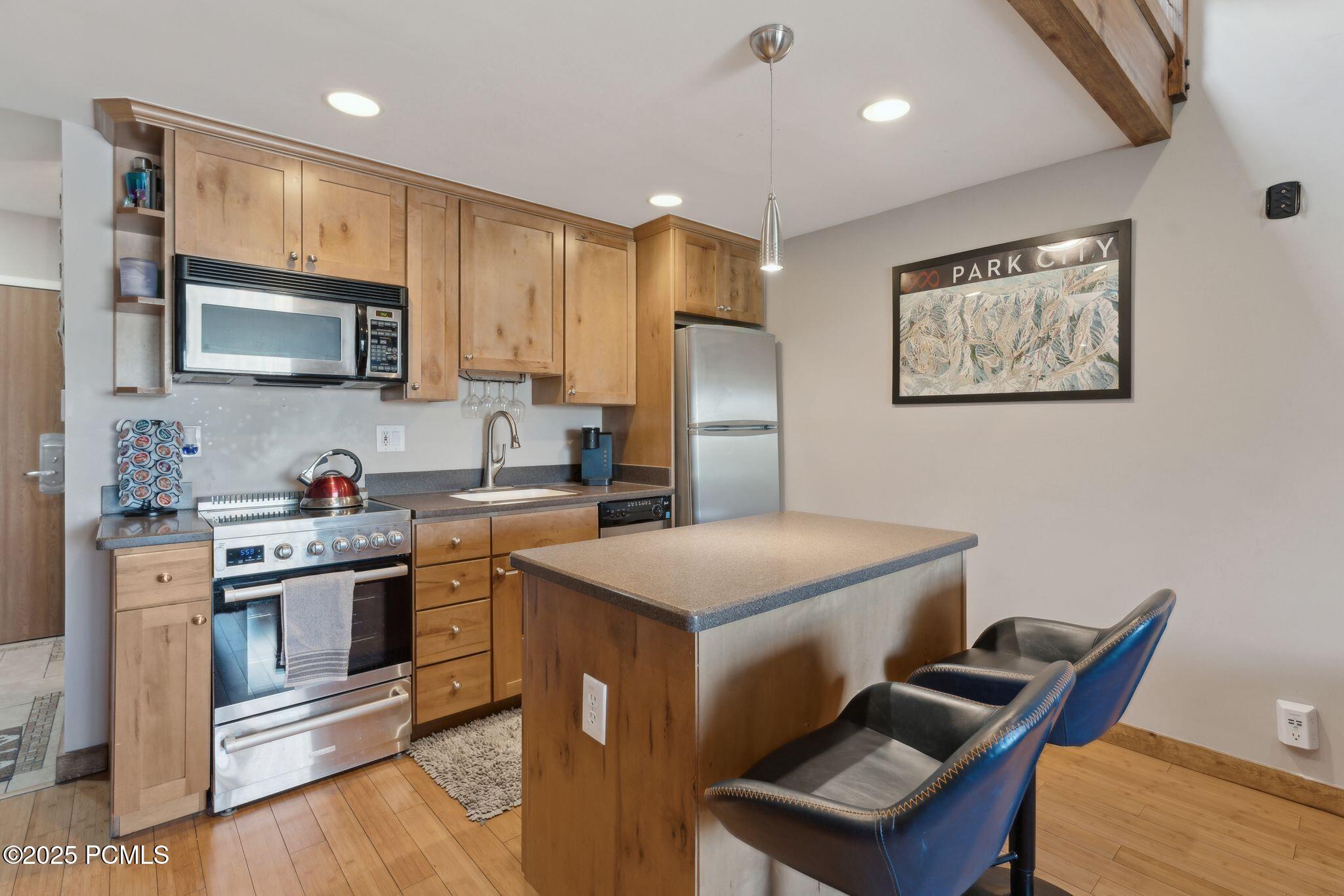2235 Sidewinder Drive #423, Park City, Utah image 8