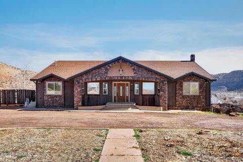 Homes For Sale - 640 N Juniper Street<br/> Washington County, Hildale, UT 84784