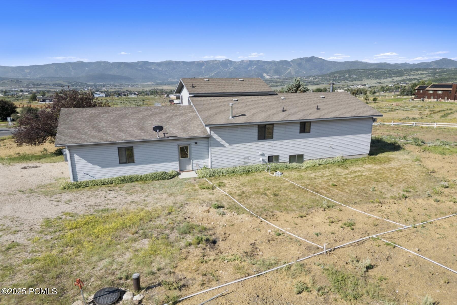 Park City, Utah 84098, United States, 3 Bedrooms Bedrooms, ,2 BathroomsBathrooms,Residential,Pending,184824