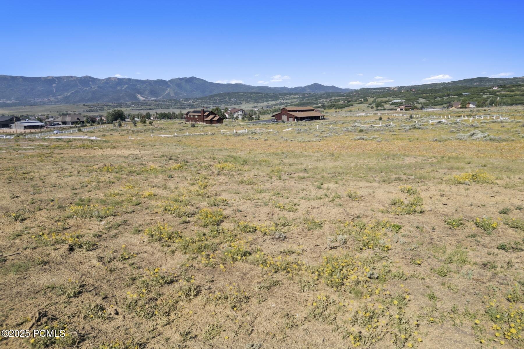 Park City, Utah 84098, United States, 3 Bedrooms Bedrooms, ,2 BathroomsBathrooms,Residential,Pending,184824