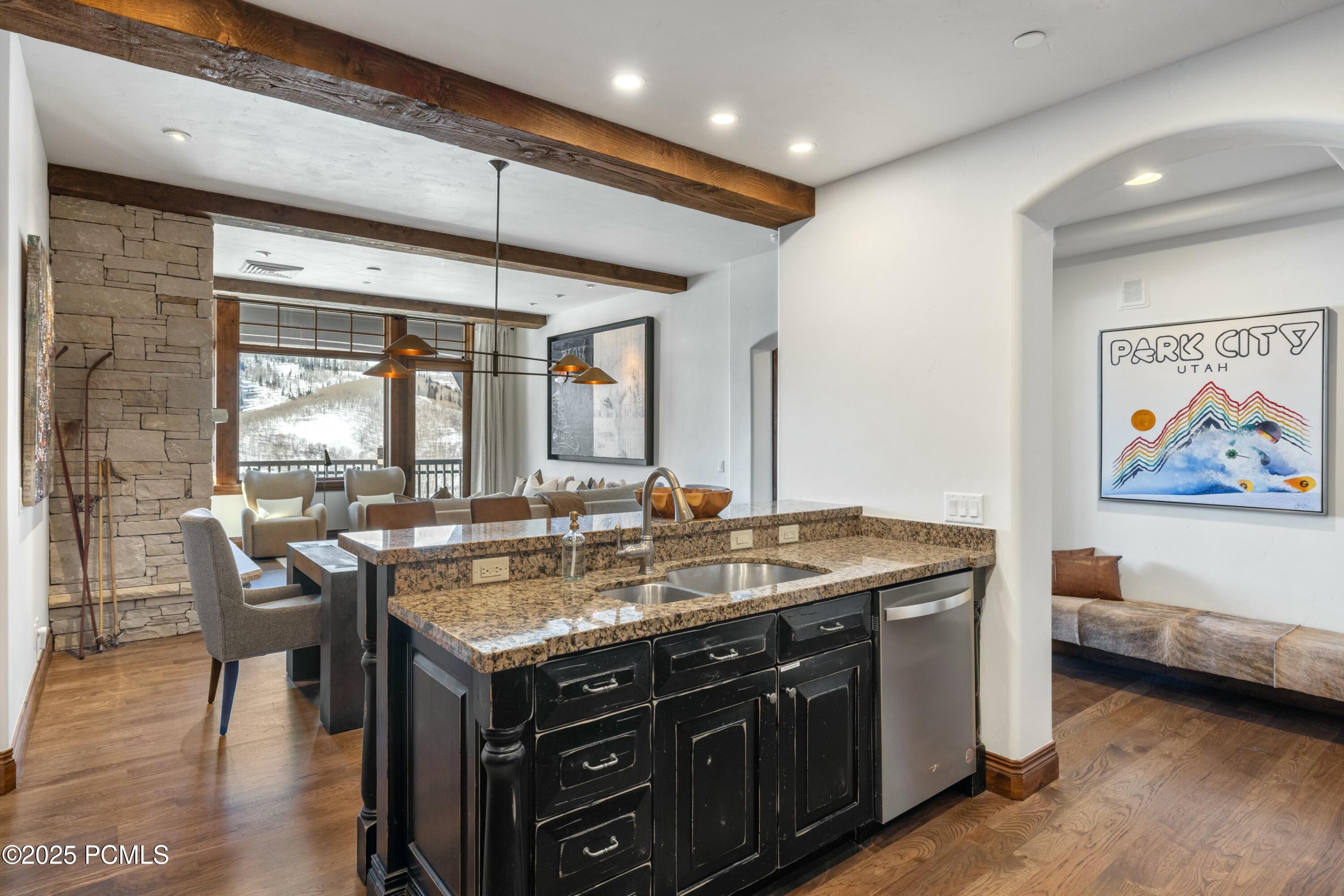 8902 Empire Club Drive #601, Park City, Utah image 13