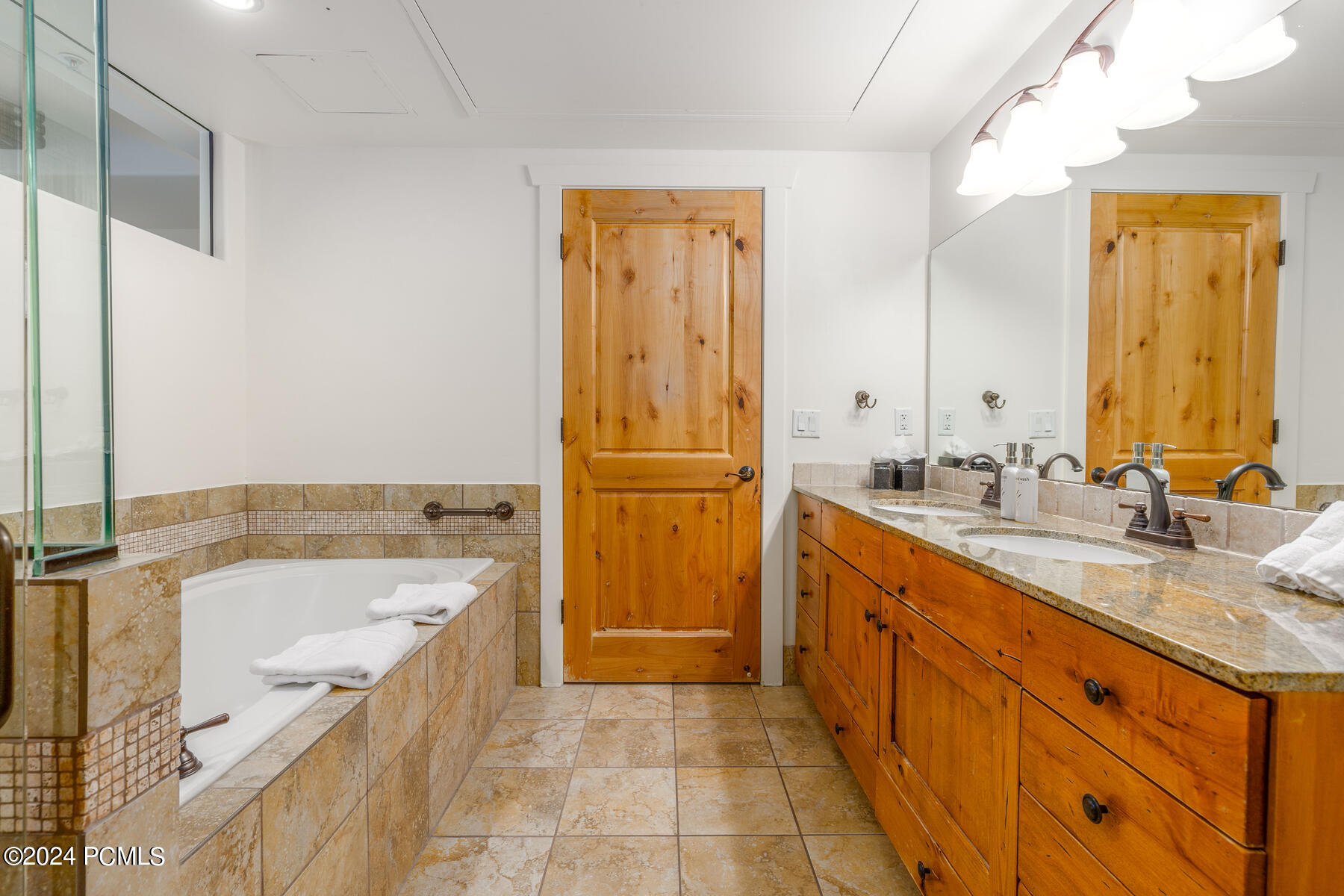 1476 W Newpark Boulevard #202, Park City, Utah image 34