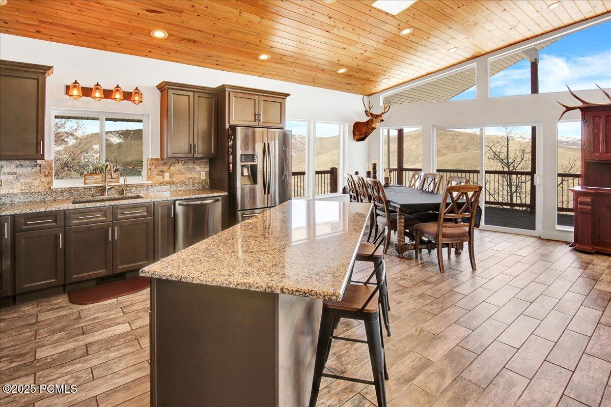 4186 E Oakview Drive, Coalville, Utah image 8
