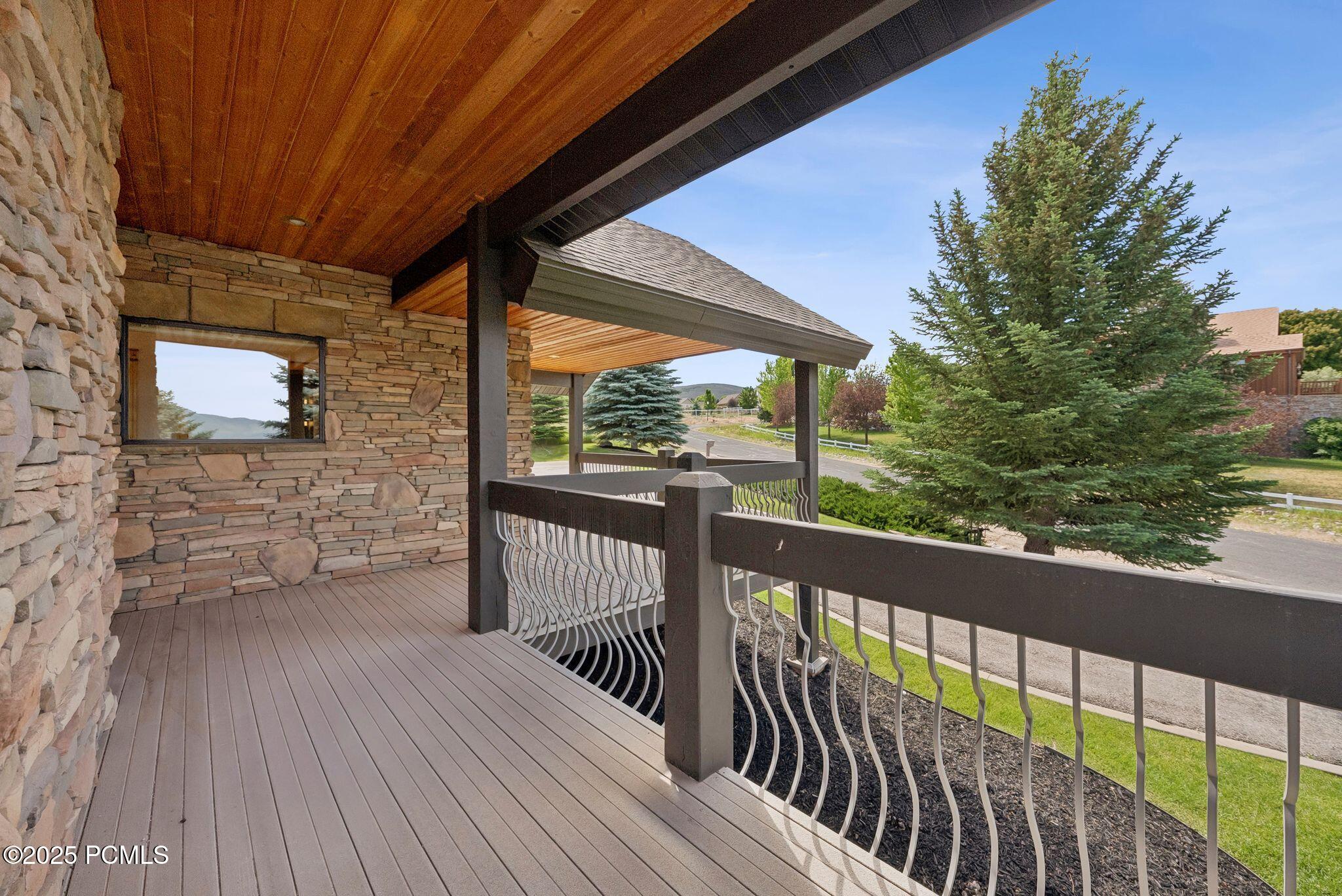 Heber City, Utah 84032, United States, 5 Bedrooms Bedrooms, ,4 BathroomsBathrooms,Residential,Active,153660