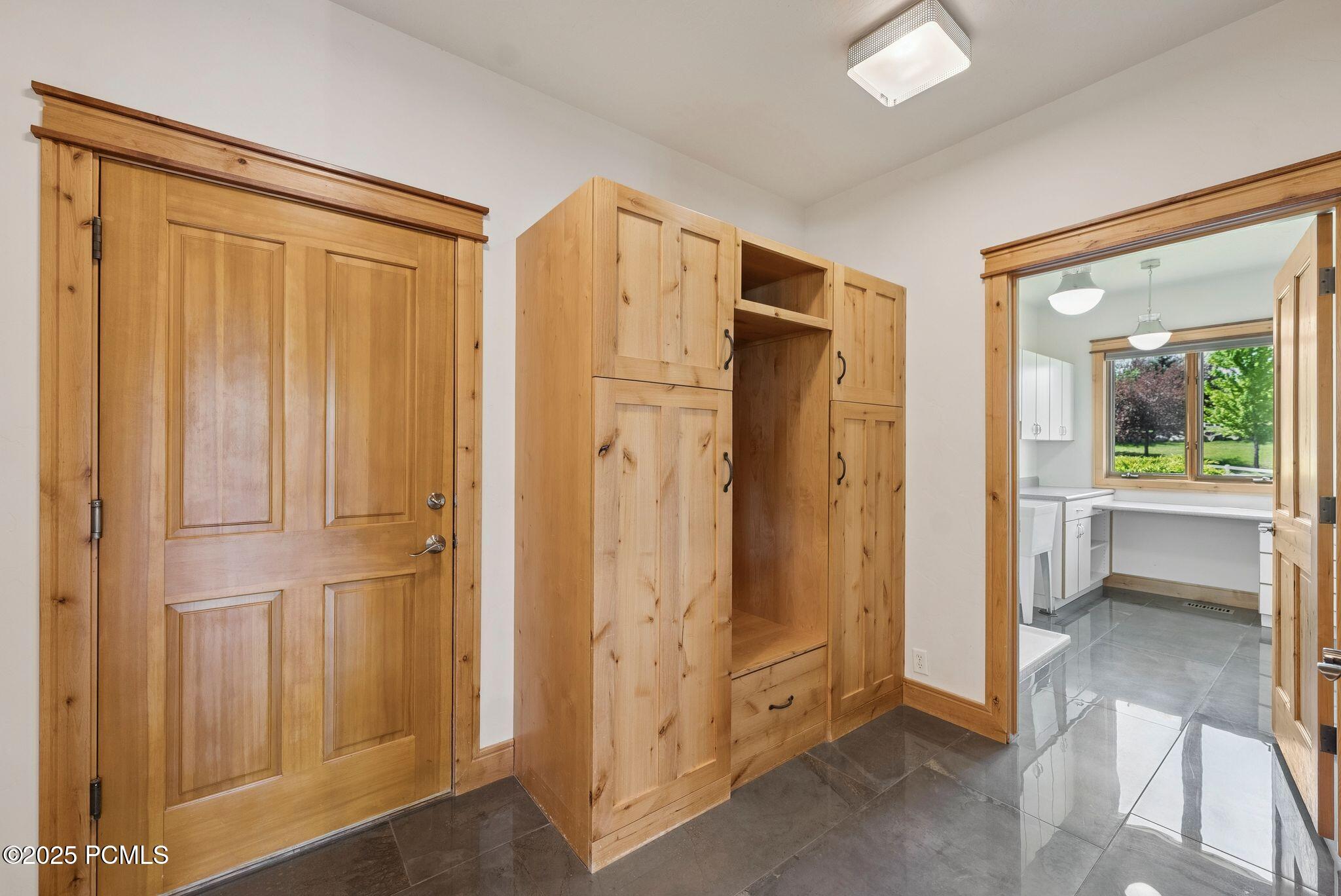 Heber City, Utah 84032, United States, 5 Bedrooms Bedrooms, ,4 BathroomsBathrooms,Residential,Active,153660