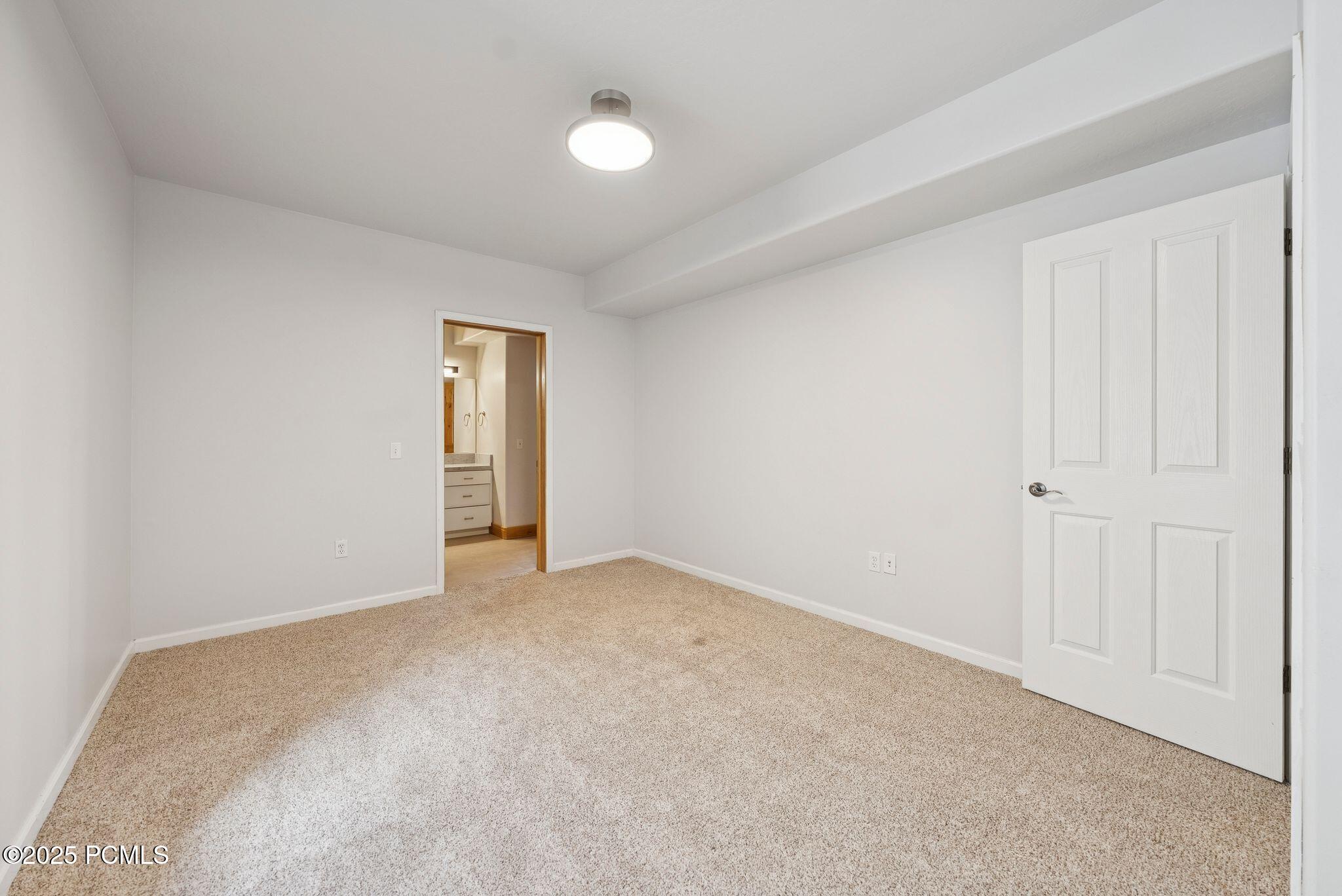 Heber City, Utah 84032, United States, 5 Bedrooms Bedrooms, ,4 BathroomsBathrooms,Residential,Active,153660