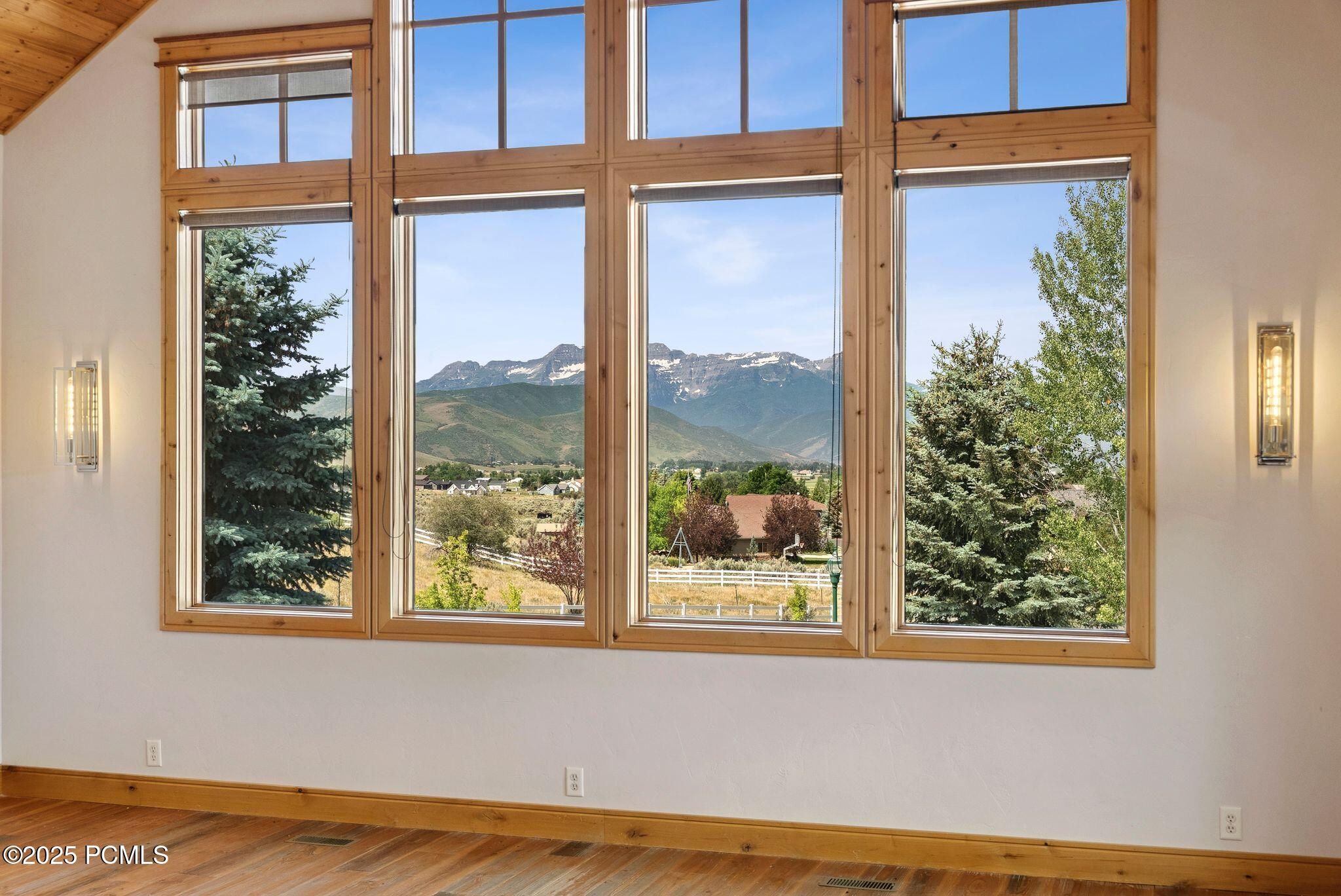 Heber City, Utah 84032, United States, 5 Bedrooms Bedrooms, ,4 BathroomsBathrooms,Residential,Active,153660