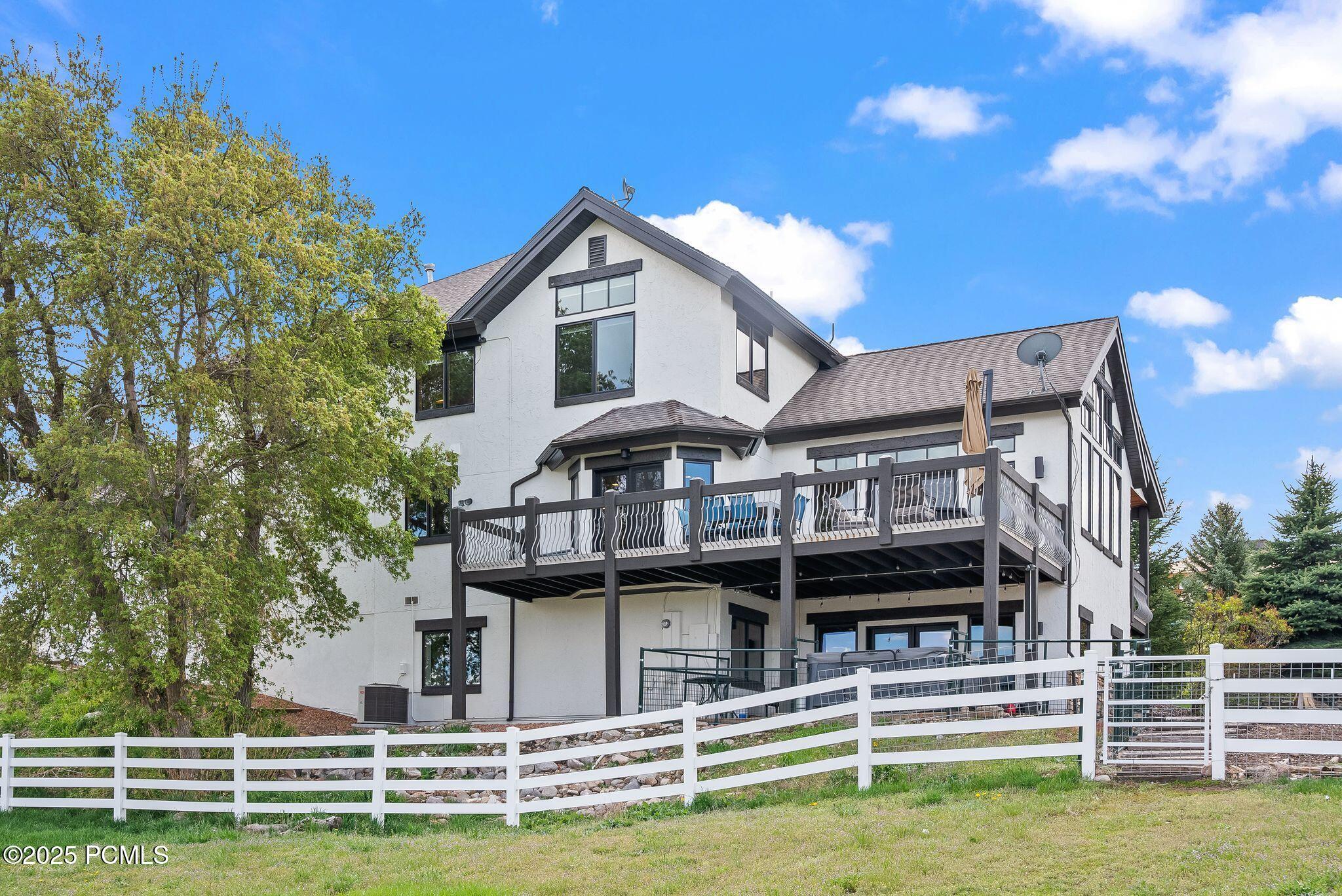 Heber City, Utah 84032, United States, 5 Bedrooms Bedrooms, ,4 BathroomsBathrooms,Residential,Active,153660