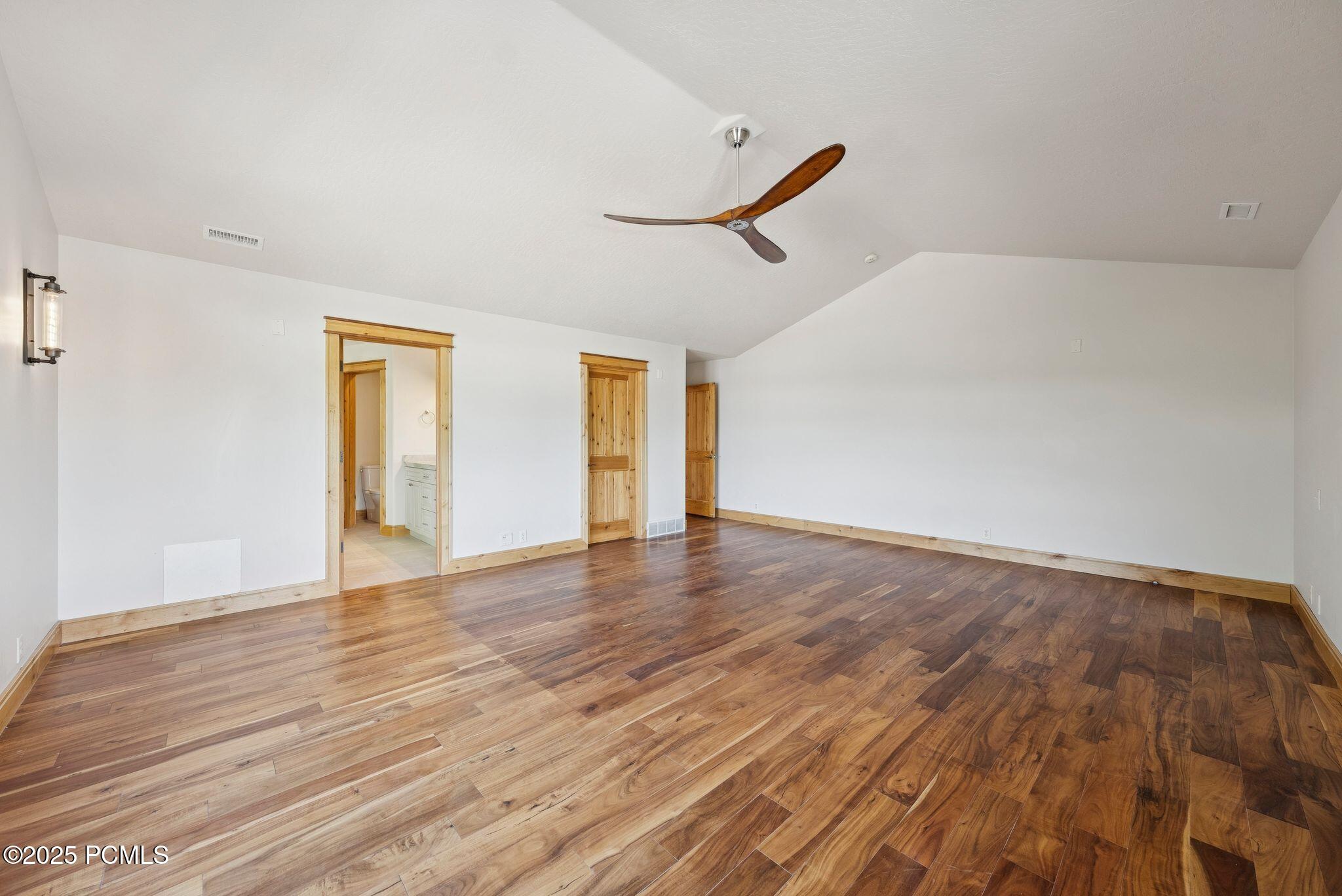 Heber City, Utah 84032, United States, 5 Bedrooms Bedrooms, ,4 BathroomsBathrooms,Residential,Active,153660