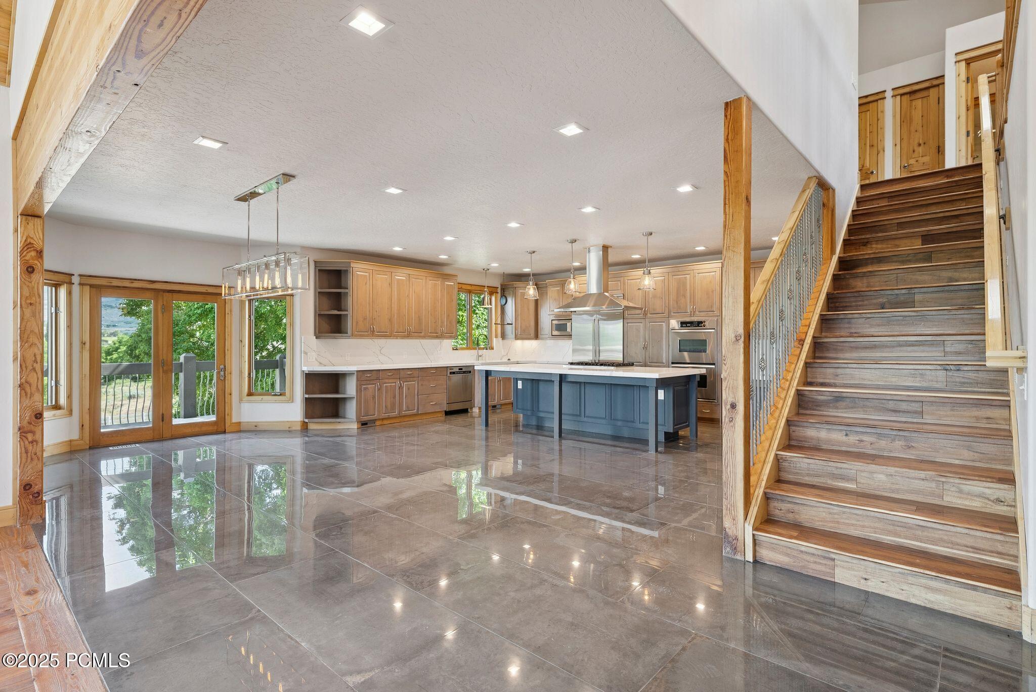 Heber City, Utah 84032, United States, 5 Bedrooms Bedrooms, ,4 BathroomsBathrooms,Residential,Active,153660