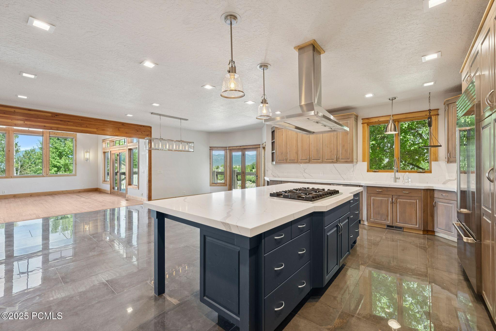 Heber City, Utah 84032, United States, 5 Bedrooms Bedrooms, ,4 BathroomsBathrooms,Residential,Active,153660