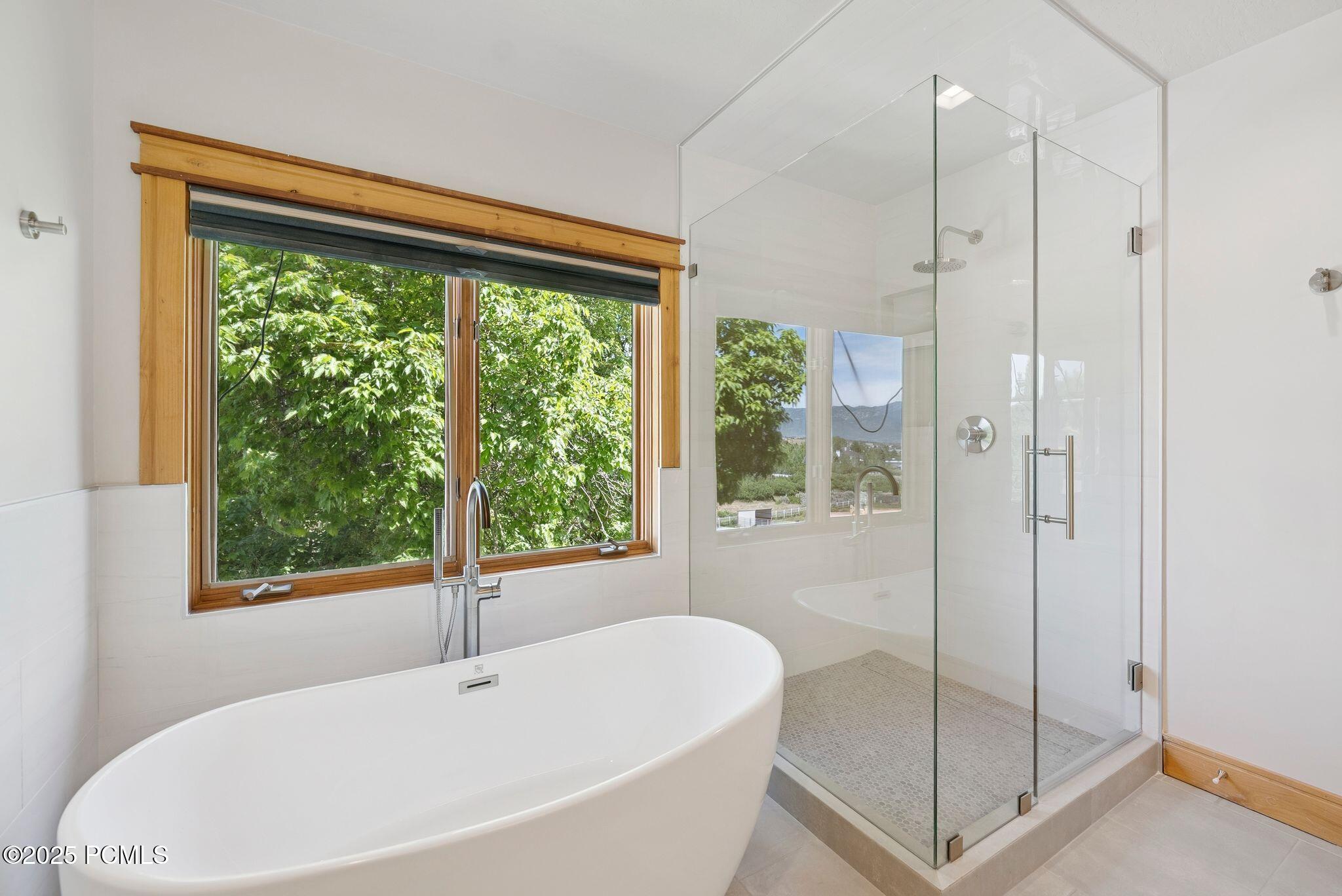 Heber City, Utah 84032, United States, 5 Bedrooms Bedrooms, ,4 BathroomsBathrooms,Residential,Active,153660