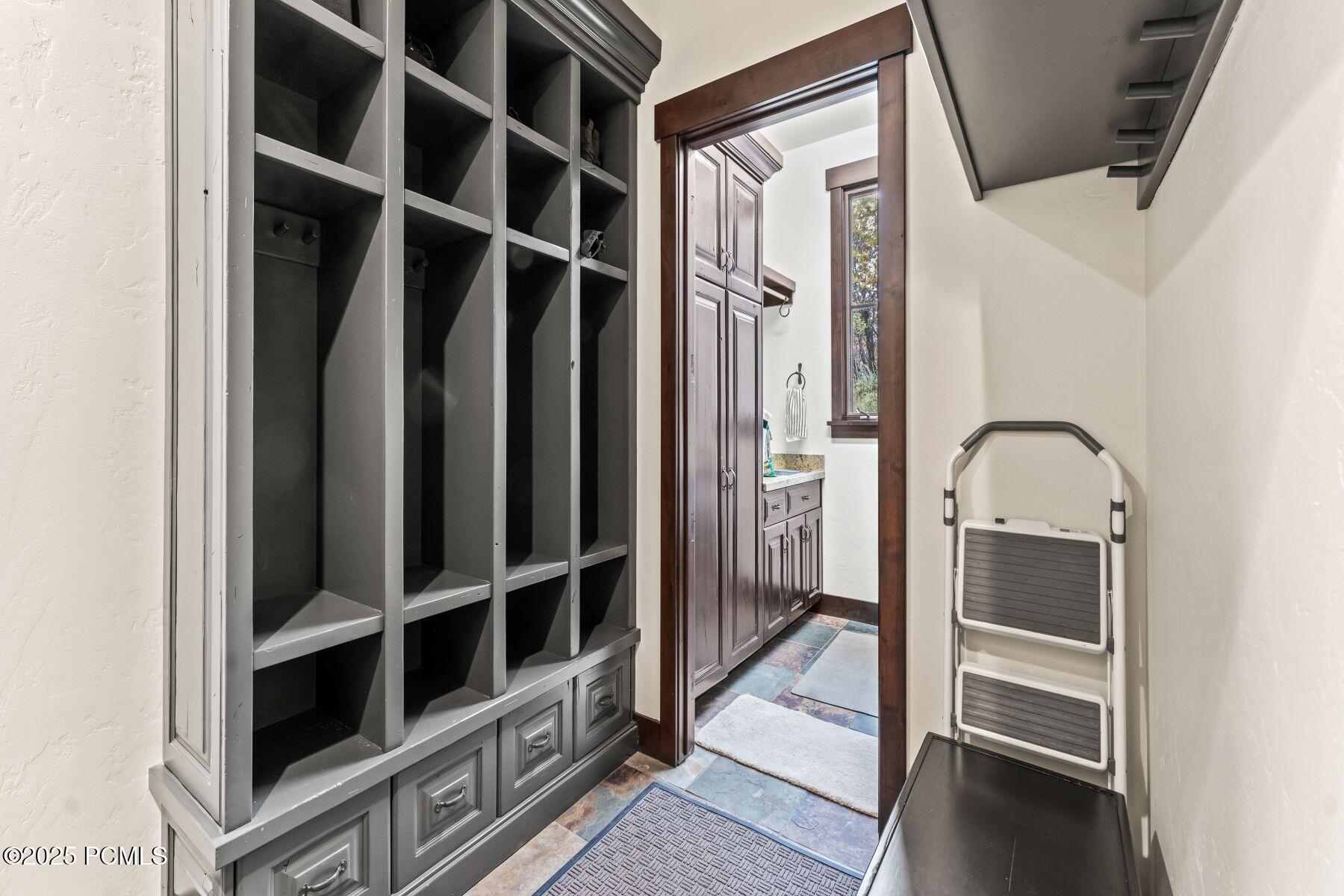 Park City, Utah 84098, United States, 5 Bedrooms Bedrooms, ,6 BathroomsBathrooms,Residential,Active,13389