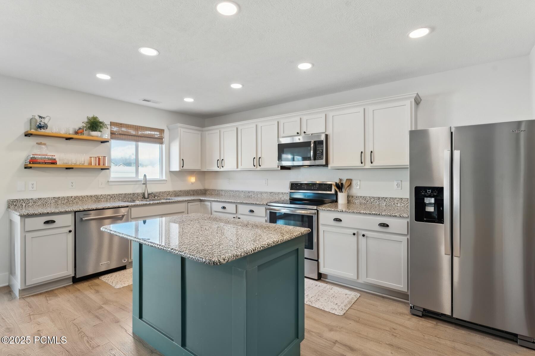 512 W Lake View Drive, Lehi, Utah image 19