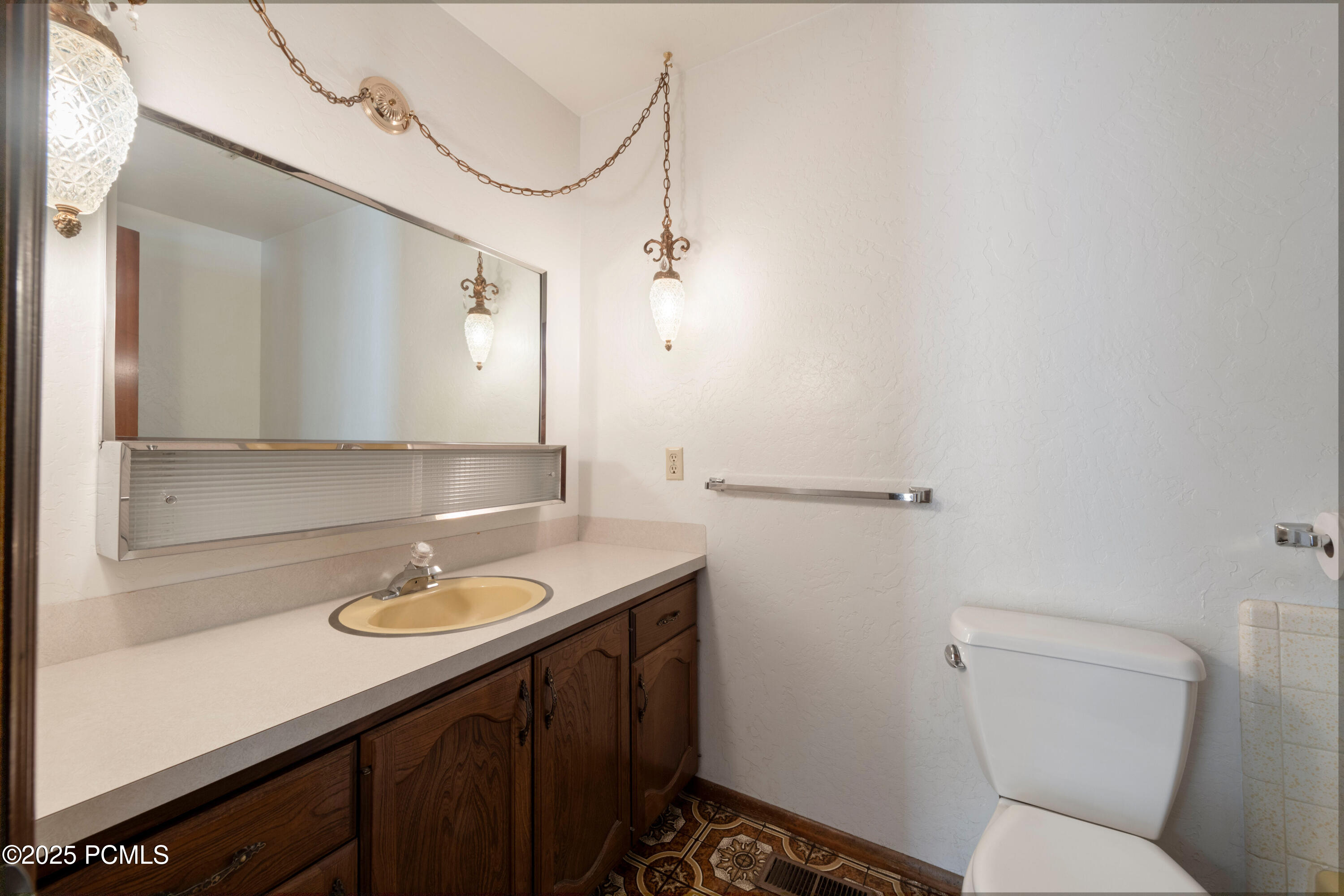 335 E 200 South, Heber City, Utah image 7