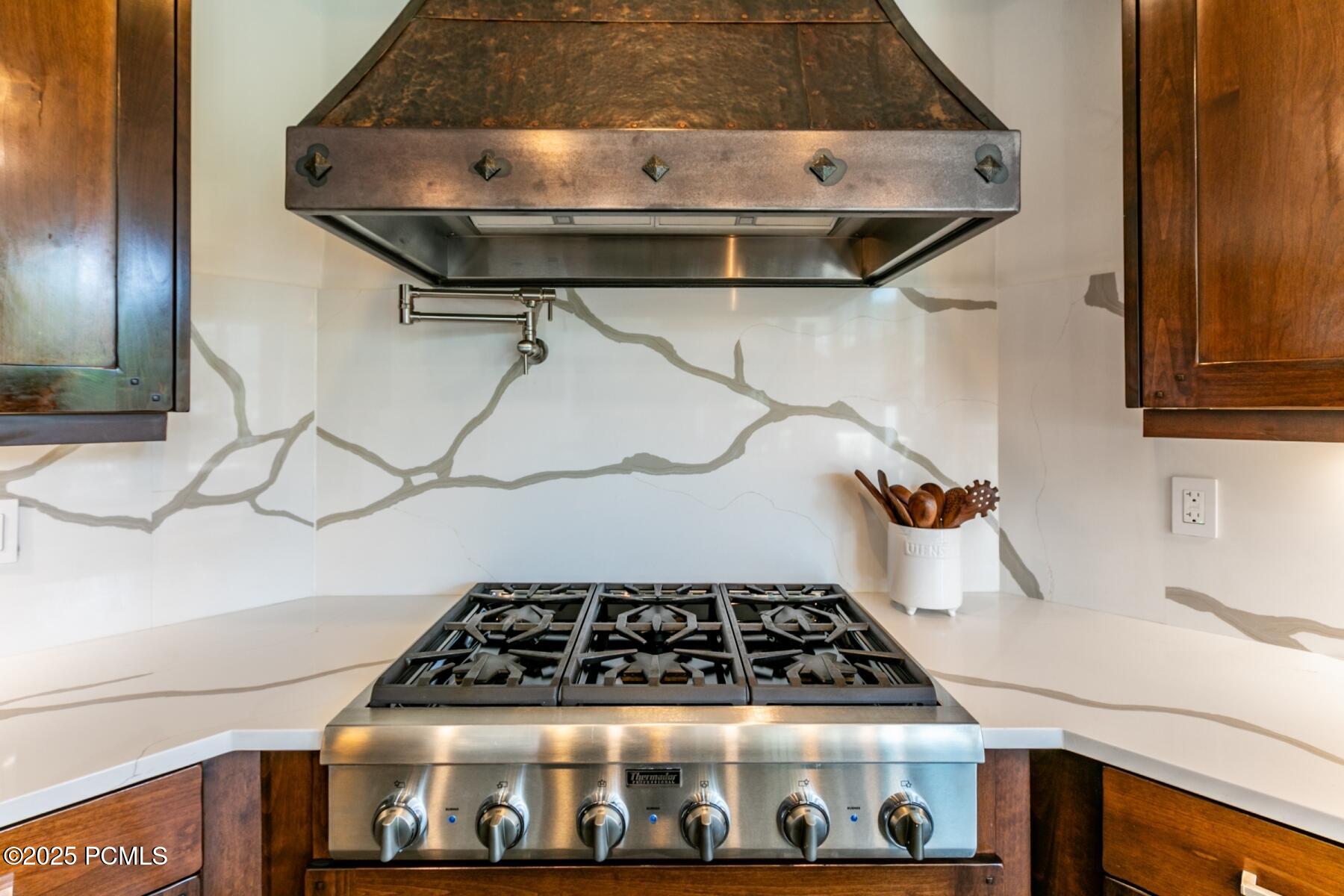 Park City, Utah 84060, United States, 4 Bedrooms Bedrooms, ,5 BathroomsBathrooms,Residential,Active,175682