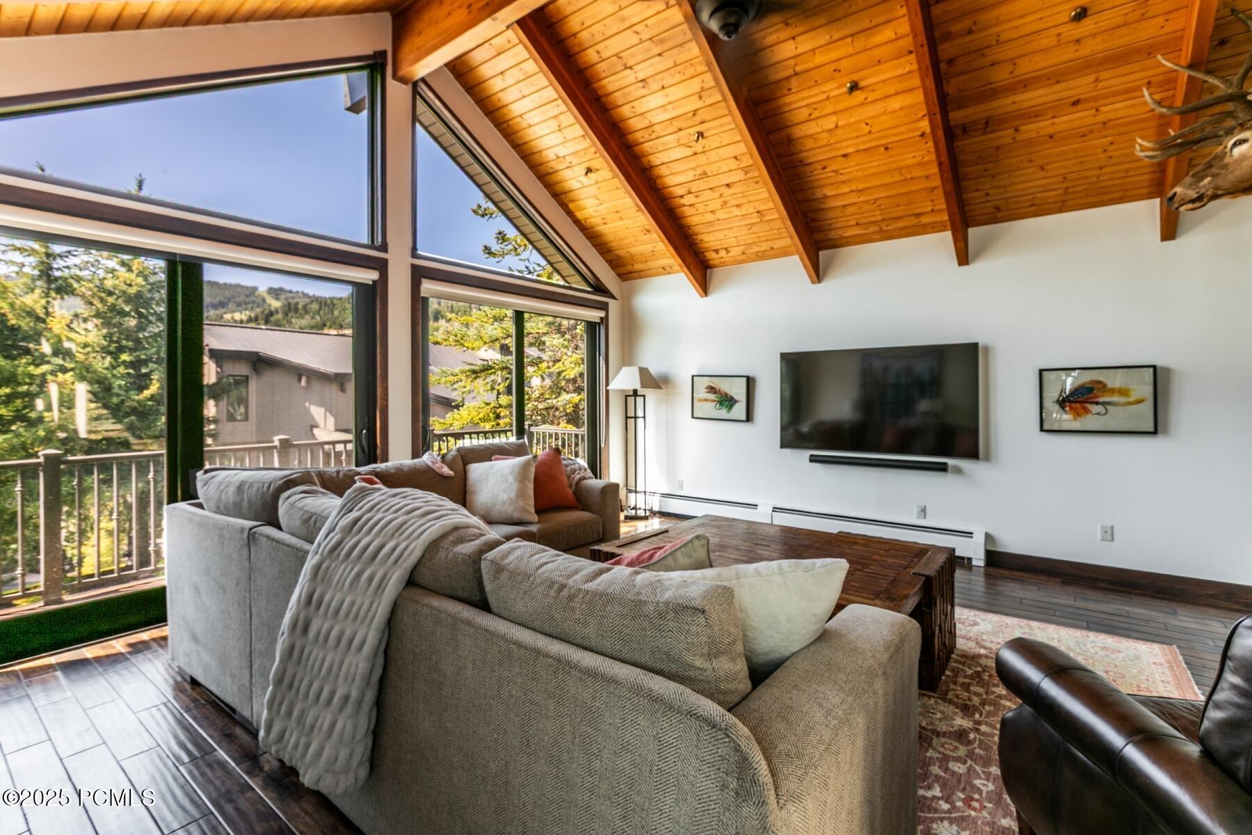 Park City, Utah 84060, United States, 4 Bedrooms Bedrooms, ,5 BathroomsBathrooms,Residential,Active,175682