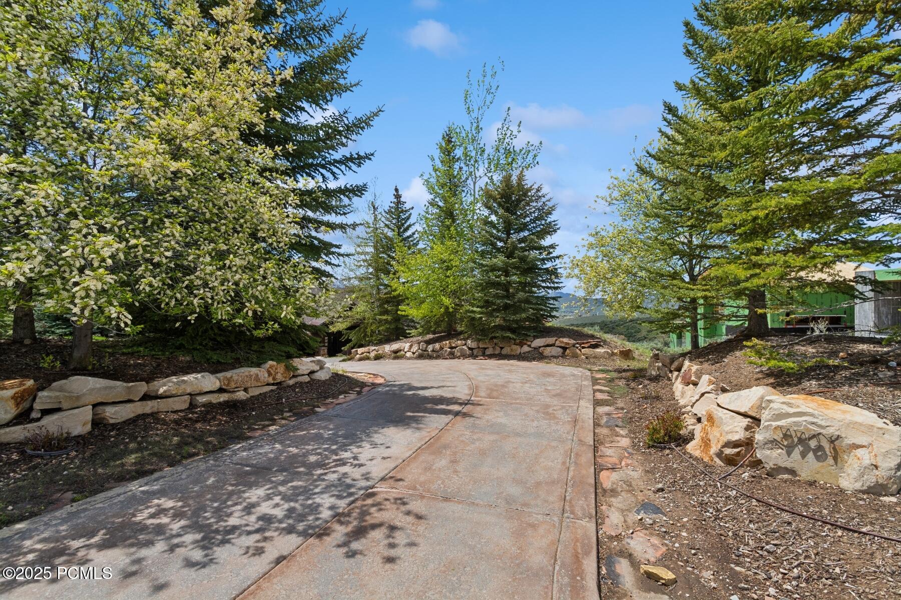 7701 N West Hills Trail, Park City, Utah image 6