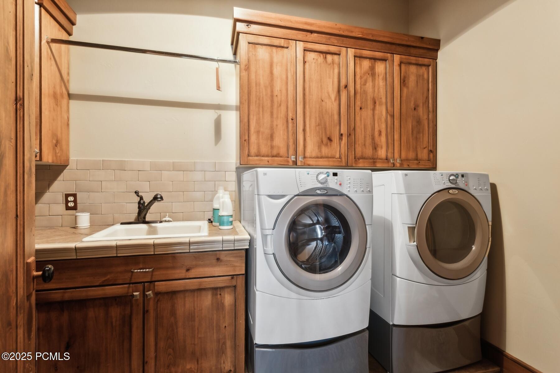 Park City, Utah 84098, United States, 5 Bedrooms Bedrooms, ,7 BathroomsBathrooms,Residential,Active,146139