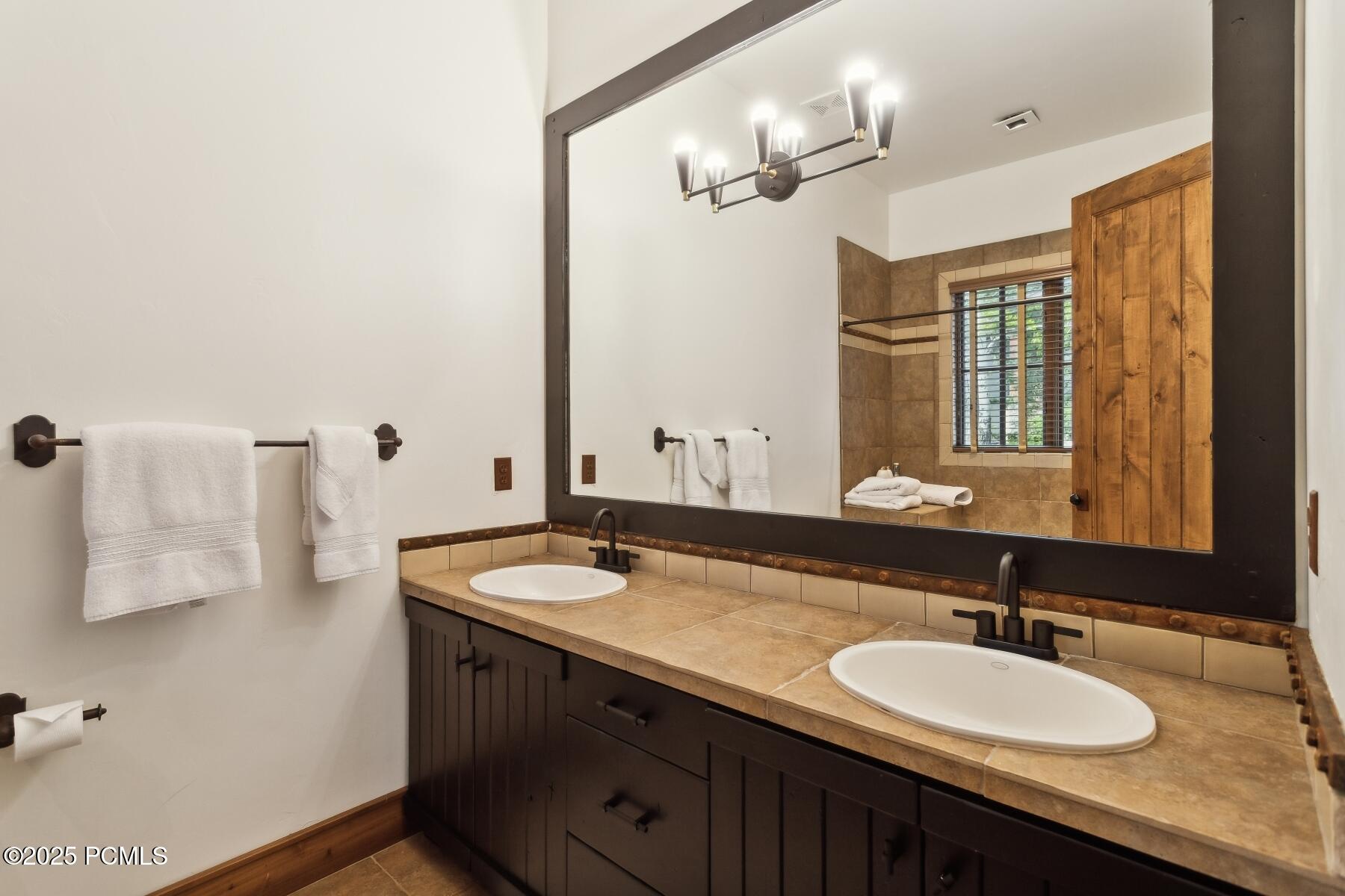 Park City, Utah 84098, United States, 5 Bedrooms Bedrooms, ,7 BathroomsBathrooms,Residential,Active,146139