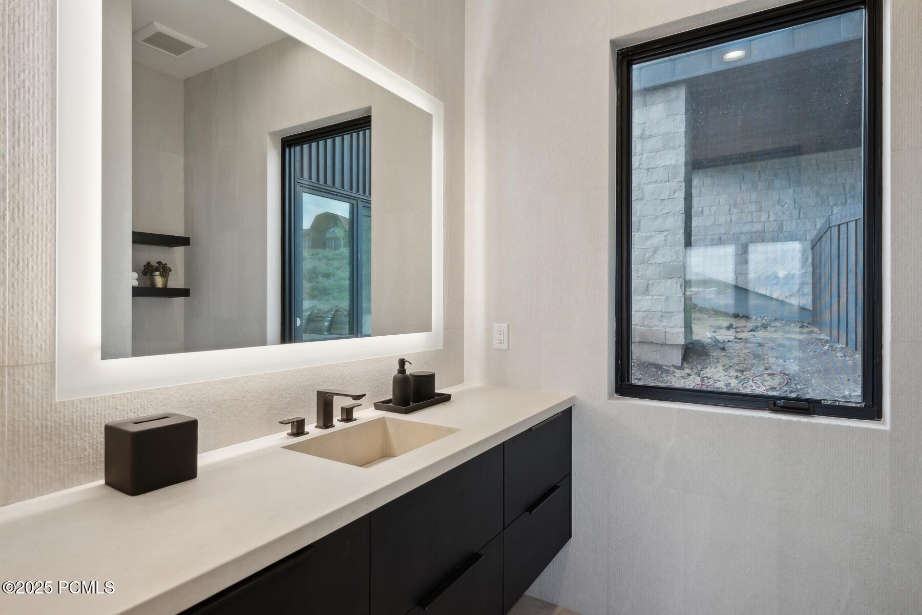 Park City, Utah 84098, United States, 6 Bedrooms Bedrooms, ,8 BathroomsBathrooms,Residential,Active,25710