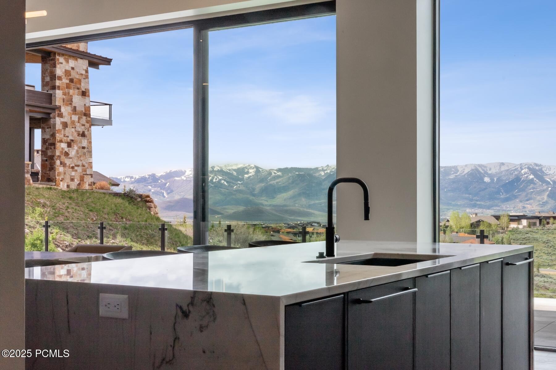 Park City, Utah 84098, United States, 6 Bedrooms Bedrooms, ,8 BathroomsBathrooms,Residential,Active,25710