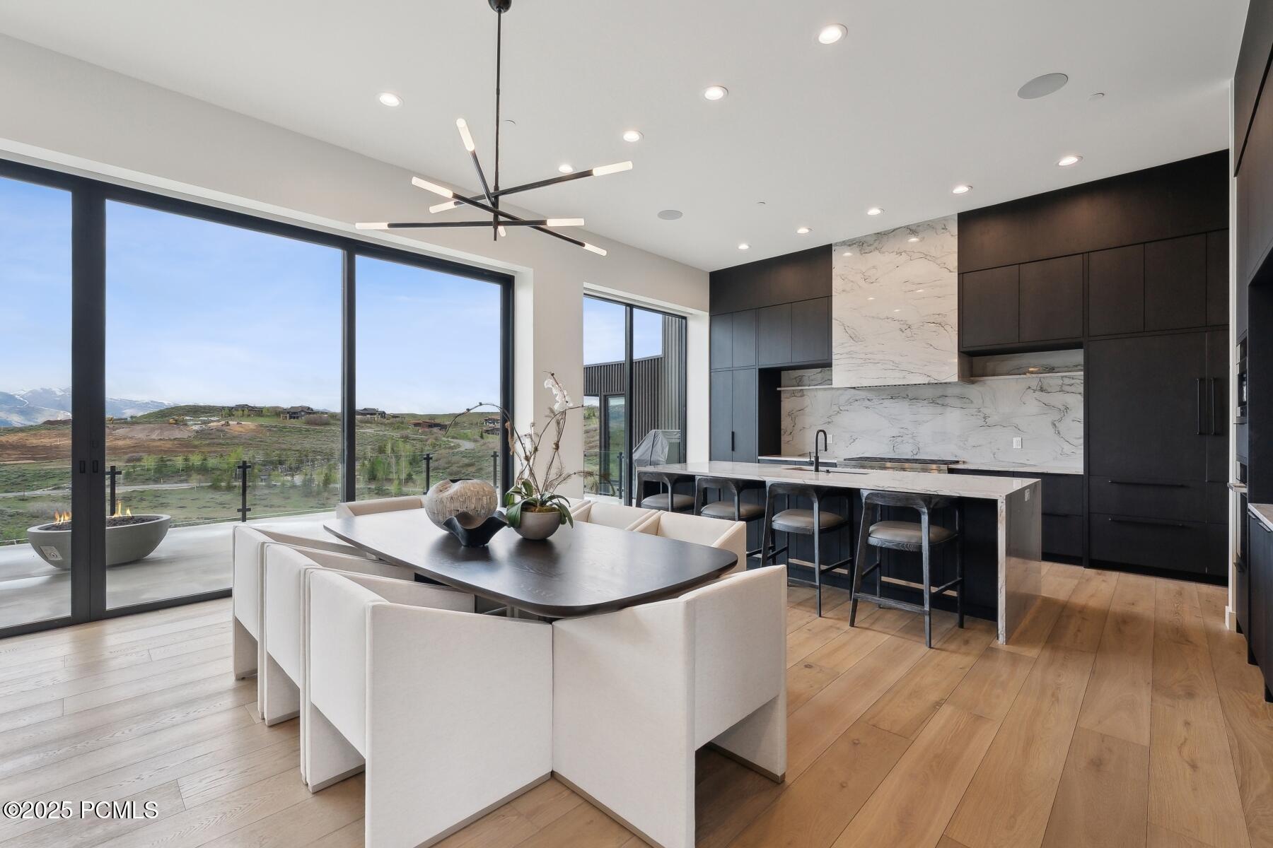 Park City, Utah 84098, United States, 6 Bedrooms Bedrooms, ,8 BathroomsBathrooms,Residential,Active,25710