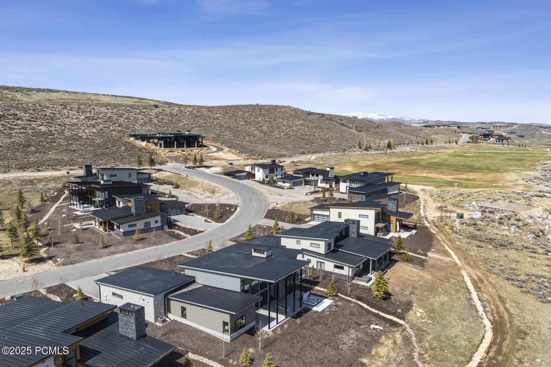 Park City, Utah 84098, United States, 4 Bedrooms Bedrooms, ,4 BathroomsBathrooms,Residential,Pending,113735