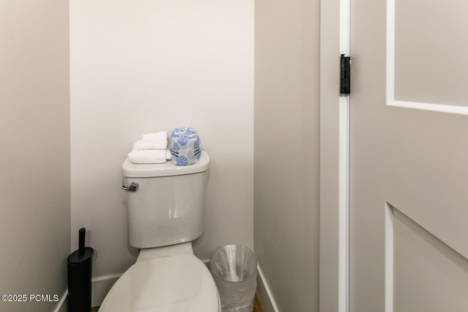 Hideout, Utah 84036, United States, 4 Bedrooms Bedrooms, ,4 BathroomsBathrooms,Residential,Active,19379