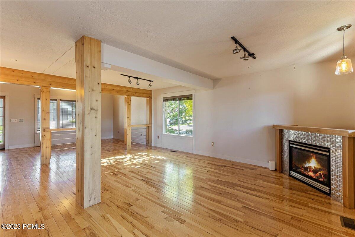1794 Longbranch Drive, Draper, Utah image 10