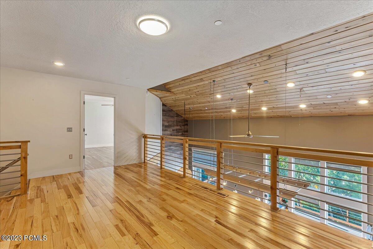1794 Longbranch Drive, Draper, Utah image 19