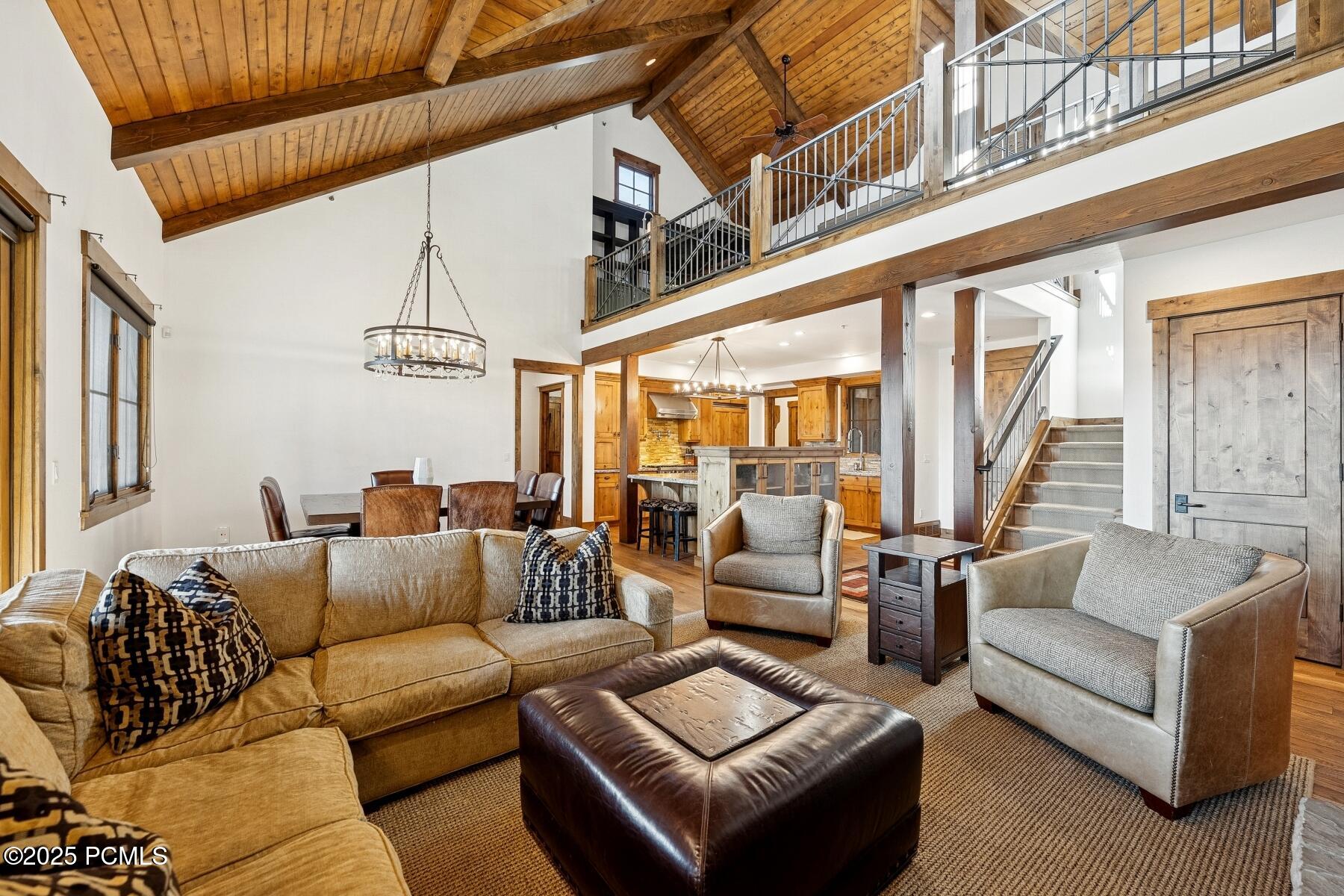 Park City, Utah 84098, United States, 3 Bedrooms Bedrooms, ,4 BathroomsBathrooms,Residential,Pending,230941