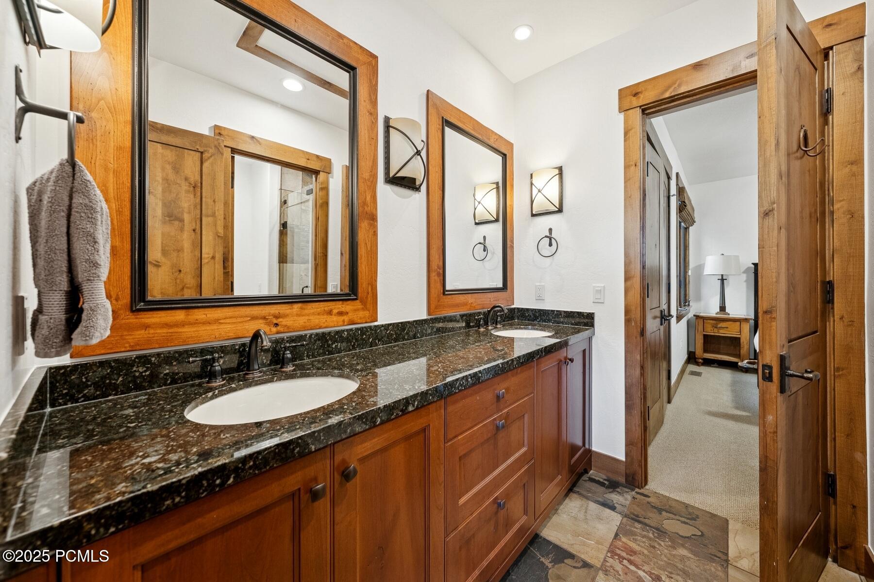 Park City, Utah 84098, United States, 3 Bedrooms Bedrooms, ,4 BathroomsBathrooms,Residential,Pending,230941