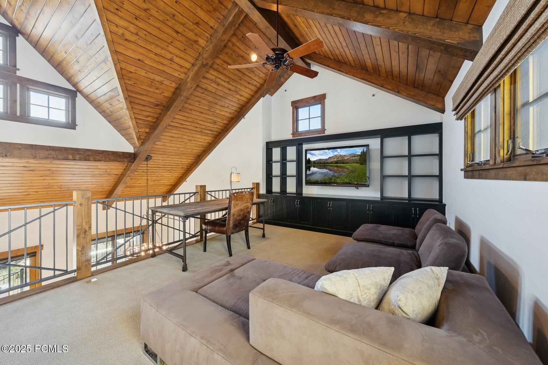 Park City, Utah 84098, United States, 3 Bedrooms Bedrooms, ,4 BathroomsBathrooms,Residential,Pending,230941