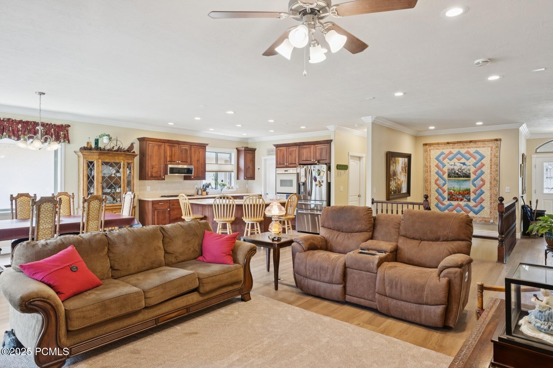 Lehi, Utah 84043, United States, 4 Bedrooms Bedrooms, ,3 BathroomsBathrooms,Residential,Active,173176