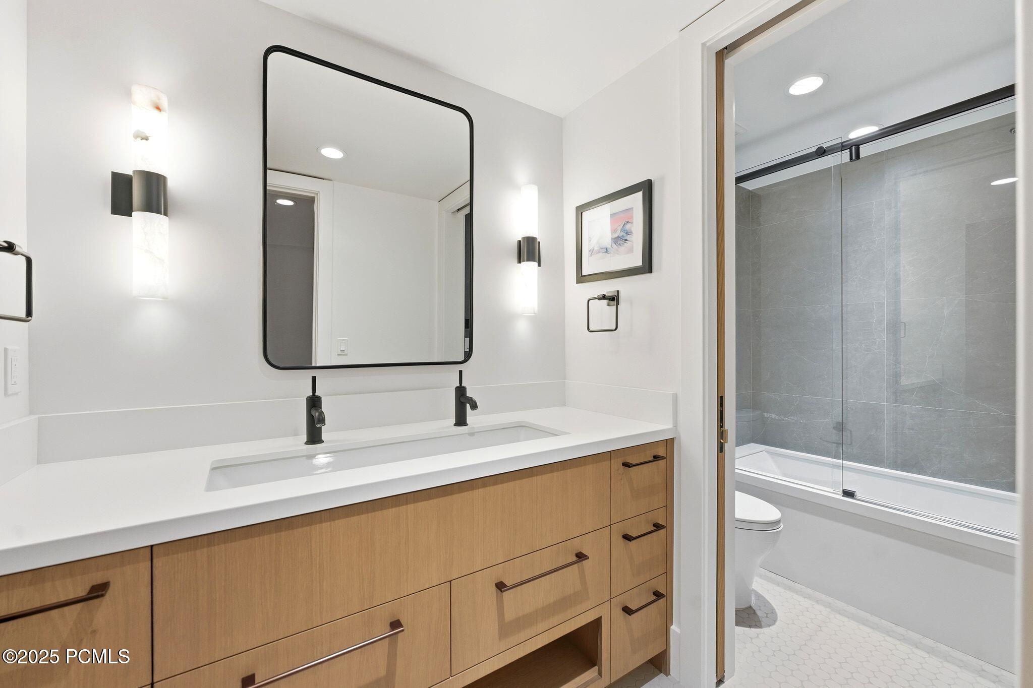 Park City, Utah 84060, United States, 5 Bedrooms Bedrooms, ,6 BathroomsBathrooms,Residential,Active,213763