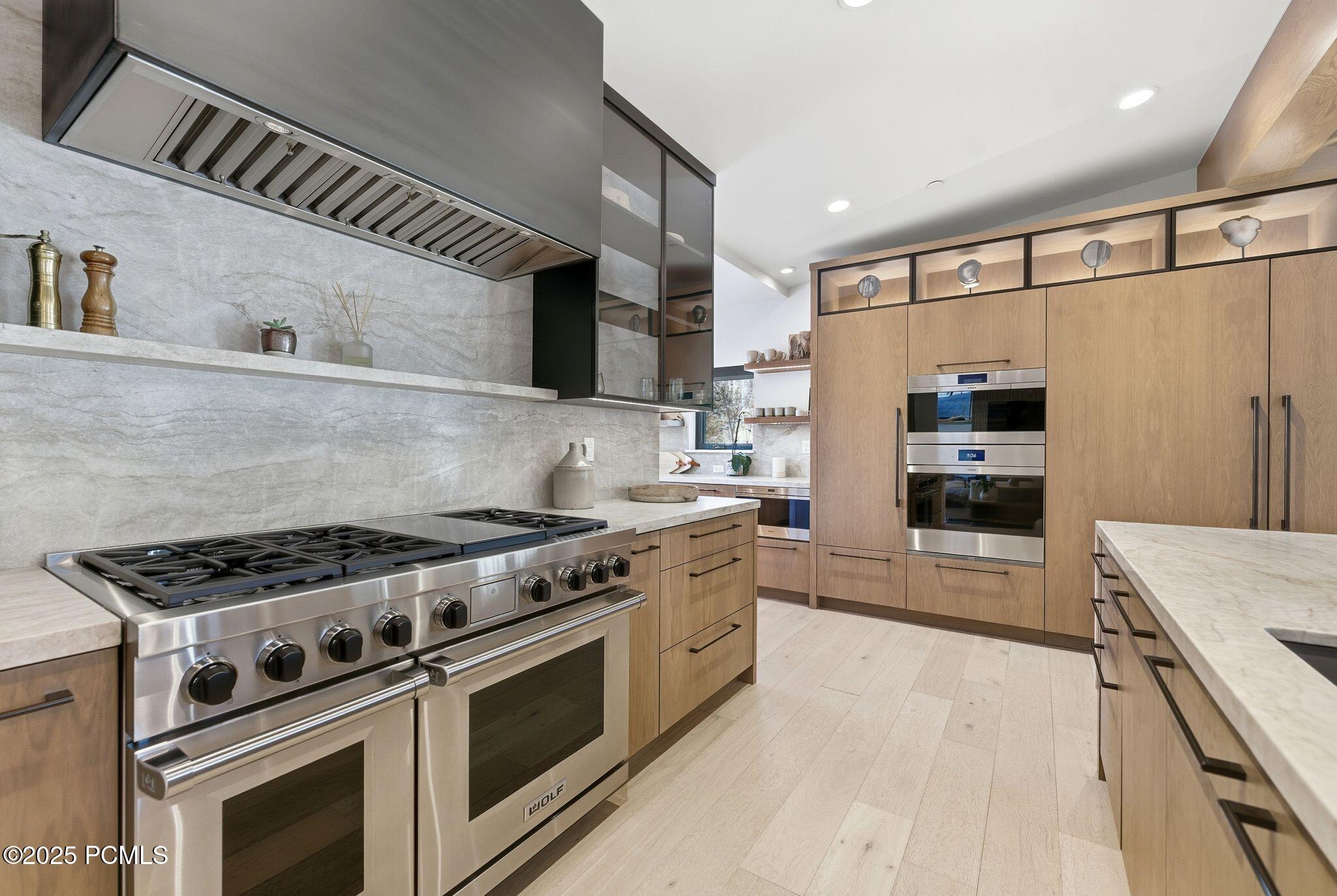 Park City, Utah 84060, United States, 5 Bedrooms Bedrooms, ,6 BathroomsBathrooms,Residential,Active,213763