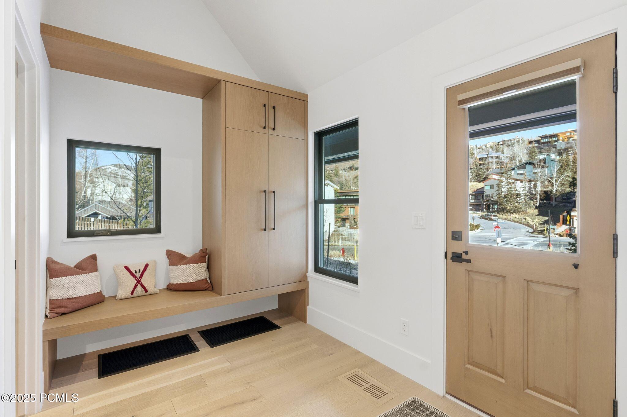 Park City, Utah 84060, United States, 5 Bedrooms Bedrooms, ,6 BathroomsBathrooms,Residential,Active,213763