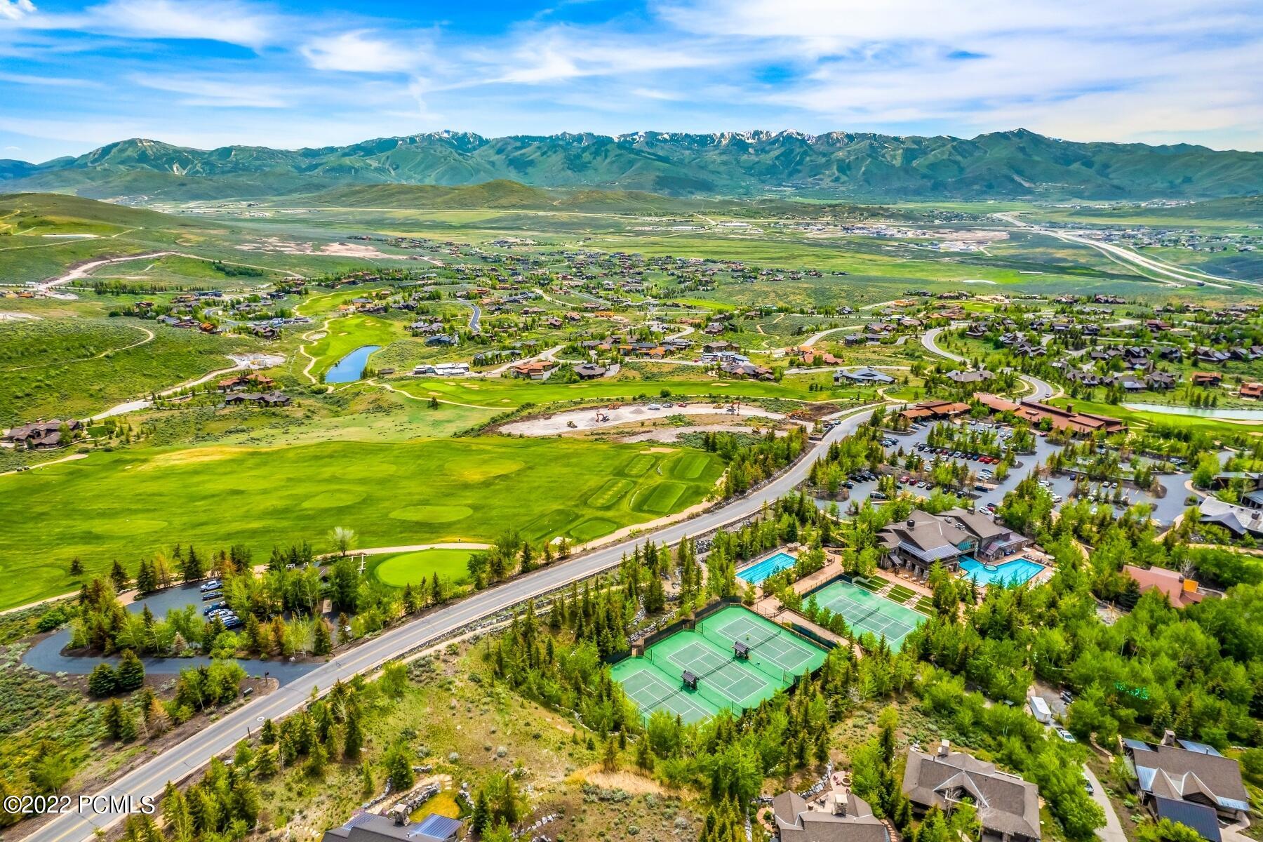 Park City, Utah 84098, United States, 5 Bedrooms Bedrooms, ,5 BathroomsBathrooms,Residential,Pending,74112