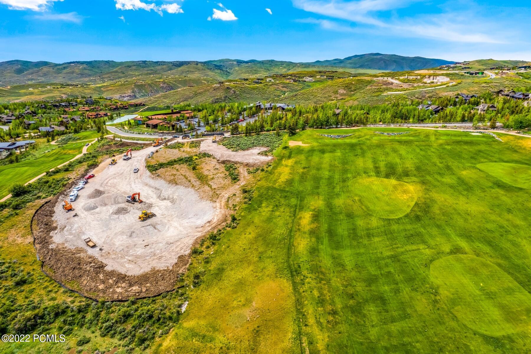 Park City, Utah 84098, United States, 5 Bedrooms Bedrooms, ,5 BathroomsBathrooms,Residential,Pending,74112