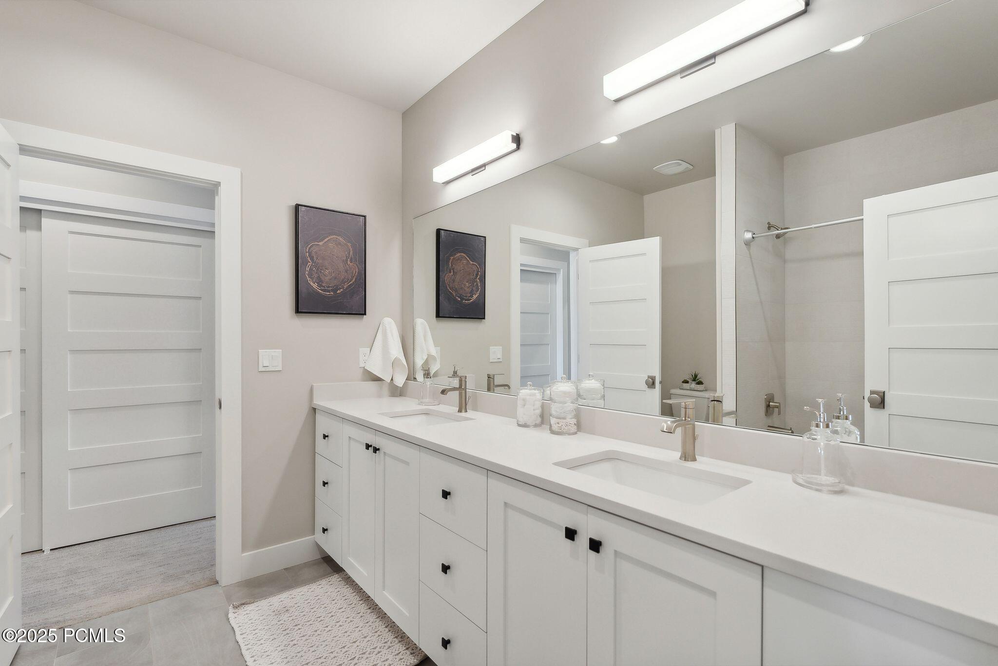 Heber City, Utah 84032, United States, 4 Bedrooms Bedrooms, ,4 BathroomsBathrooms,Residential,Active,221678