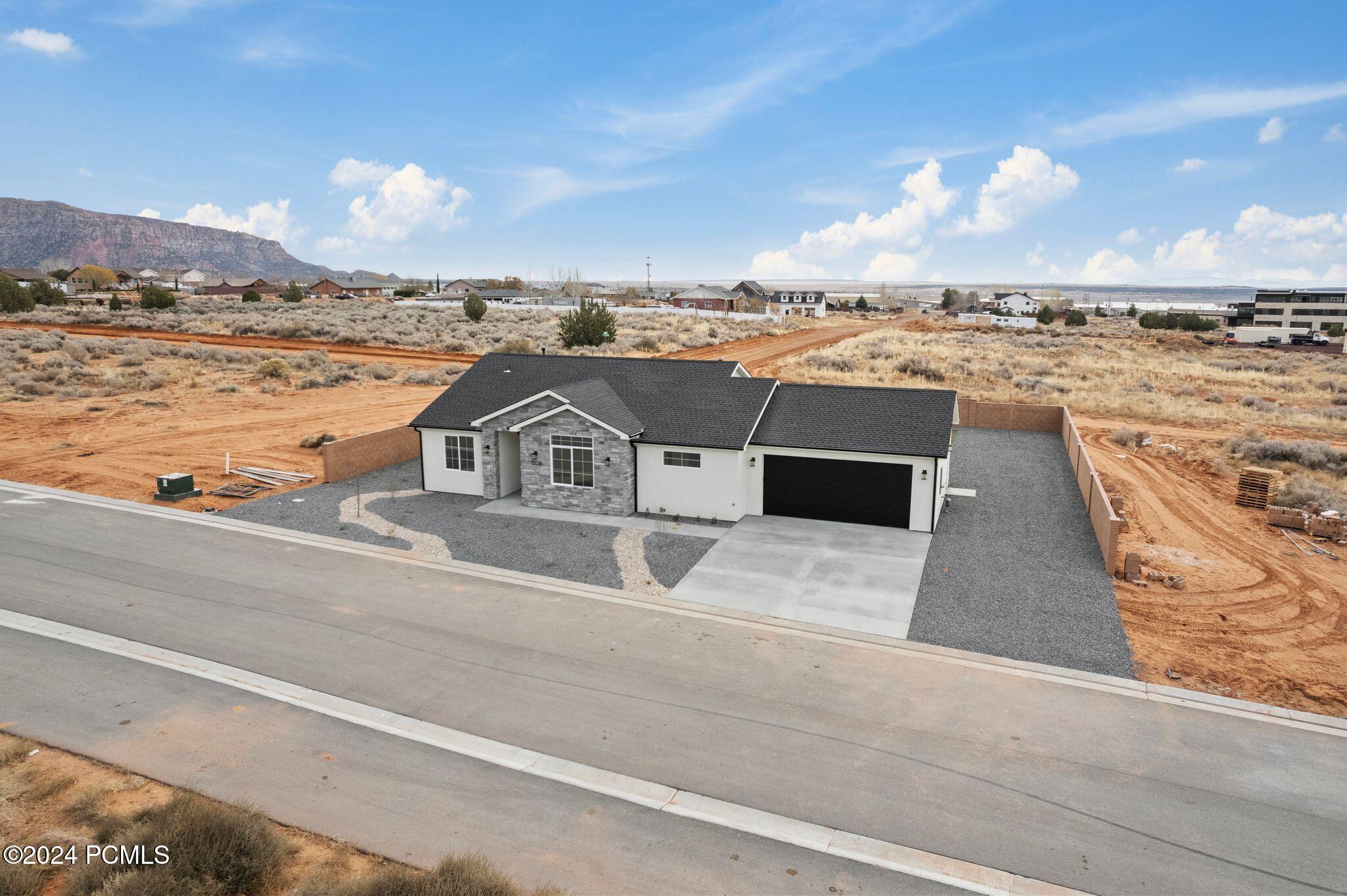 1209 W Kokopelli Street St, Hildale, Utah image 32