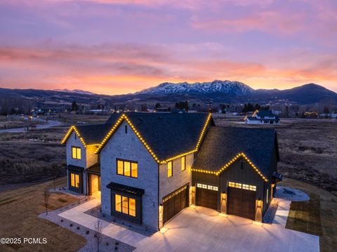 Homes For Sale - 387 E 7900 Street<br/> Weber County, Huntsville, UT 84317