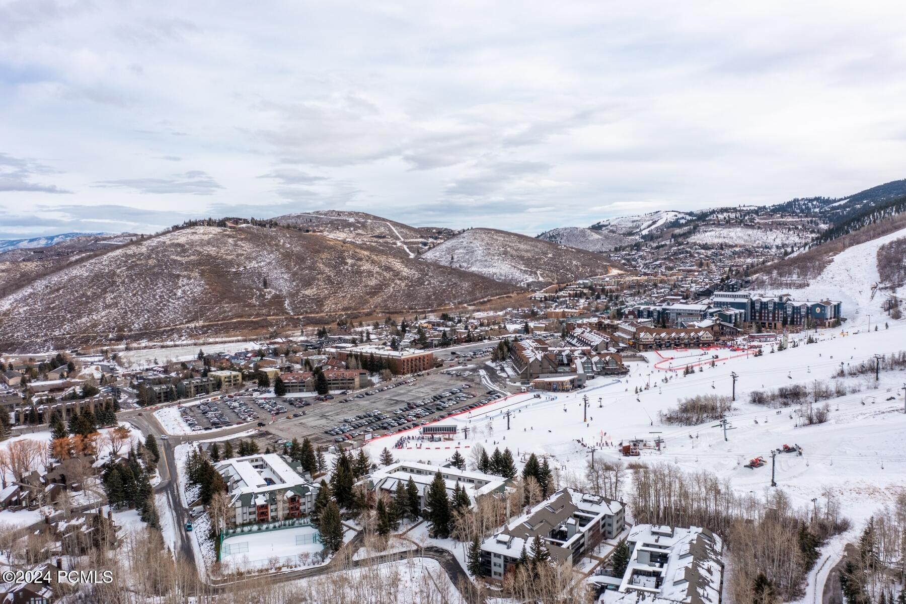 Park City, Utah 84060, United States, 2 Bedrooms Bedrooms, ,2 BathroomsBathrooms,Residential,Active,25775