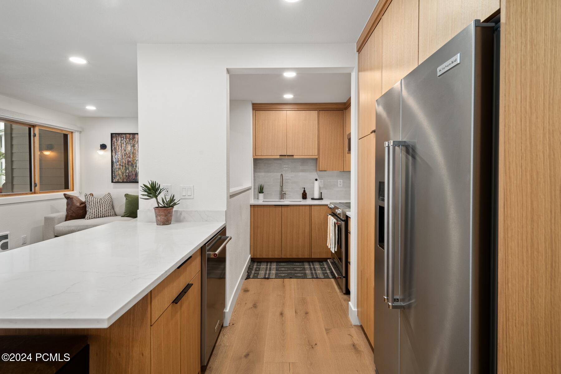 Park City, Utah 84060, United States, 2 Bedrooms Bedrooms, ,2 BathroomsBathrooms,Residential,Active,25775