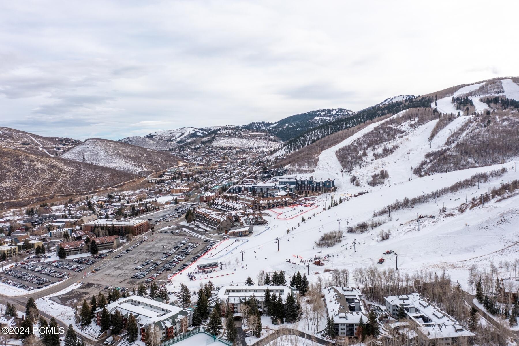 Park City, Utah 84060, United States, 2 Bedrooms Bedrooms, ,2 BathroomsBathrooms,Residential,Active,25775