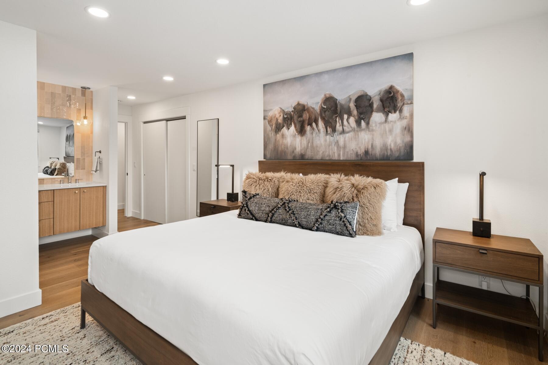 Park City, Utah 84060, United States, 2 Bedrooms Bedrooms, ,2 BathroomsBathrooms,Residential,Active,25775