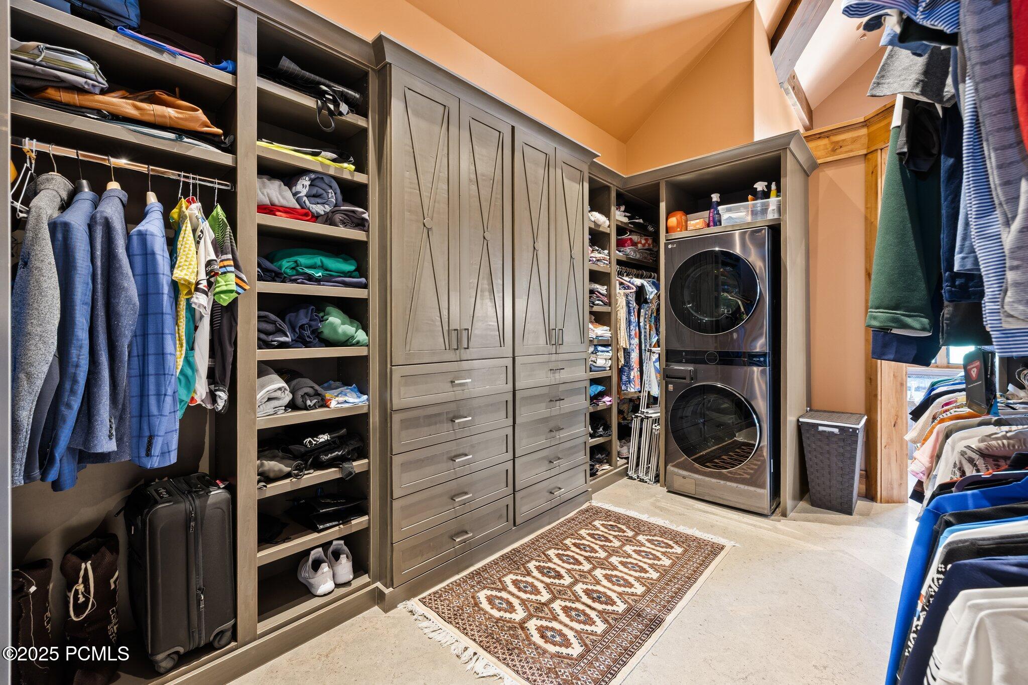 Park City, Utah 84060, United States, 5 Bedrooms Bedrooms, ,8 BathroomsBathrooms,Residential,Active,180225