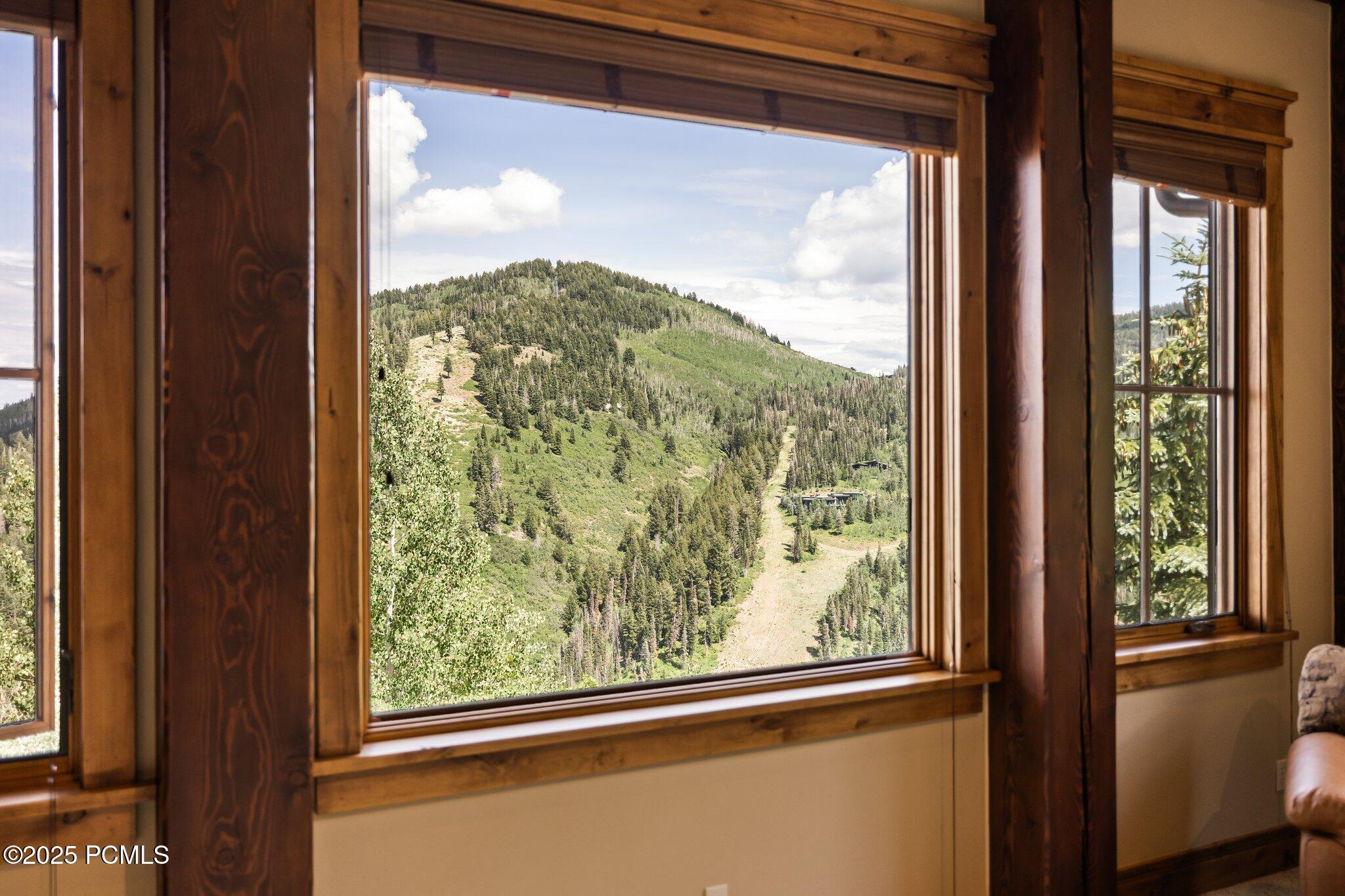 Park City, Utah 84060, United States, 5 Bedrooms Bedrooms, ,8 BathroomsBathrooms,Residential,Active,180225