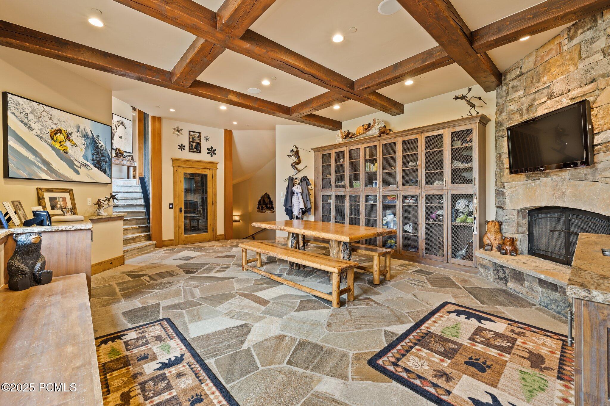 Park City, Utah 84060, United States, 5 Bedrooms Bedrooms, ,8 BathroomsBathrooms,Residential,Active,180225